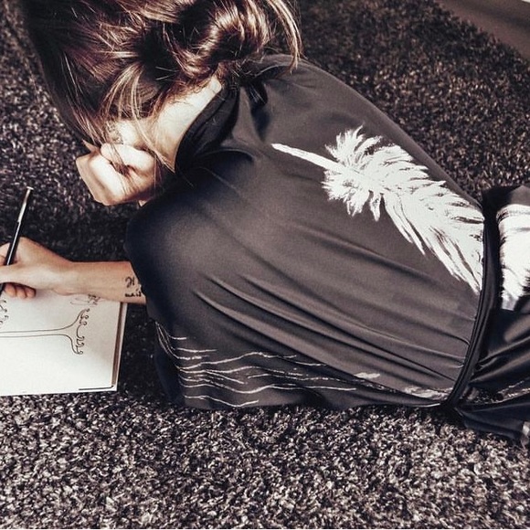 Silver Sage Short Robe in Silky Knit - Picture 5 of 6